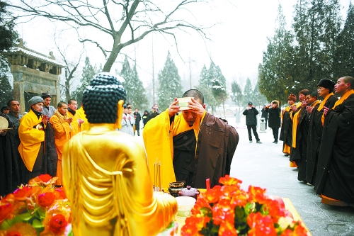 少林寺再施腊八粥