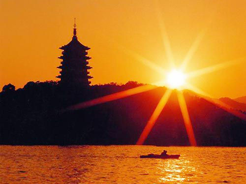 杭州穷游攻略 免费看最美的风景（杭州旅游景点有哪些景点推荐）