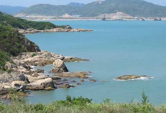 뵺