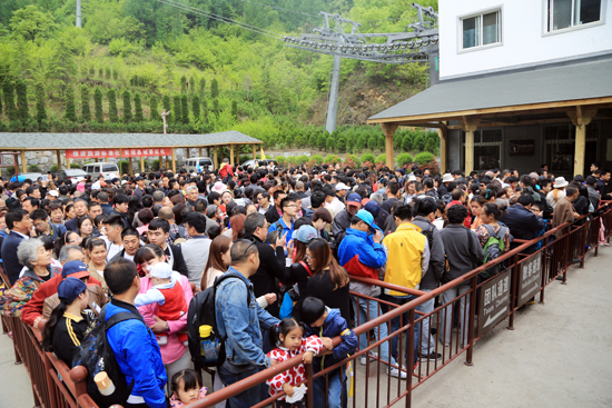 栾川：“五一”假期且忙且快乐（五一栾川景点开放）