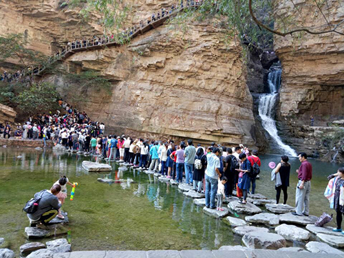 太行大峡谷黄金周旅游服务亮点闪烁