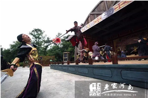 酒酣胸胆尚开张 万岁山邀您体验大宋武侠文化