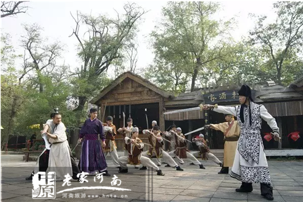 酒酣胸胆尚开张 万岁山邀您体验大宋武侠文化