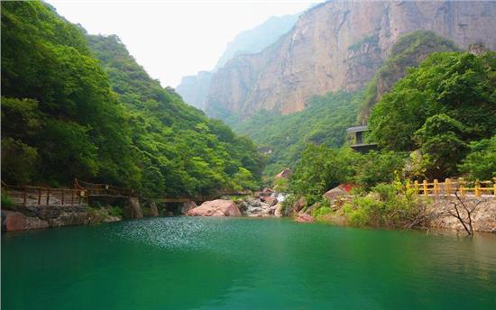 不用跟团，不用自驾！这个七夕让你浪漫又省心（不跟旅游团可以出国吗）