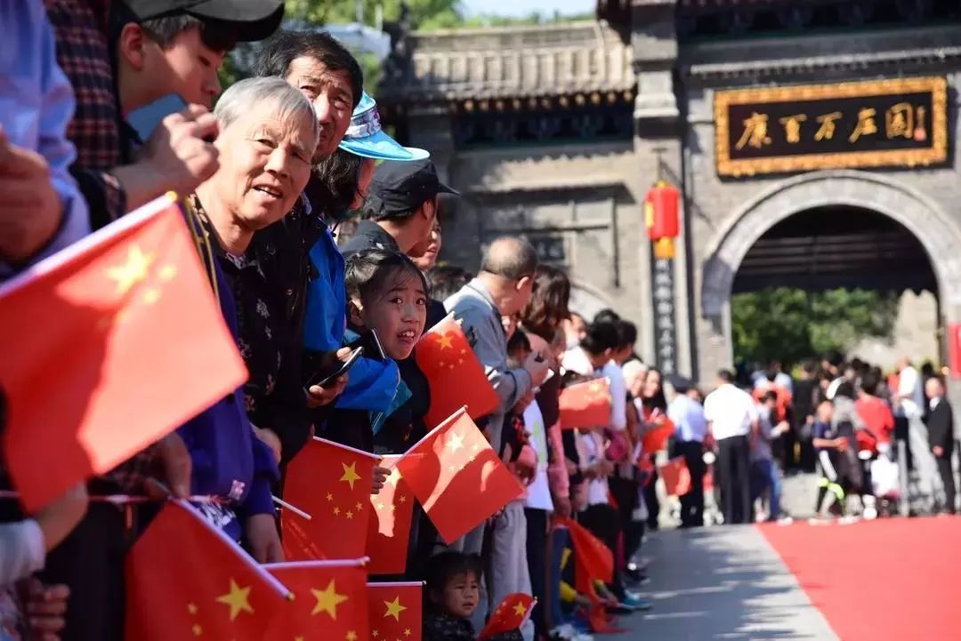 细看万千景点，还数巩义亮眼（巩义著名景点画的照片）