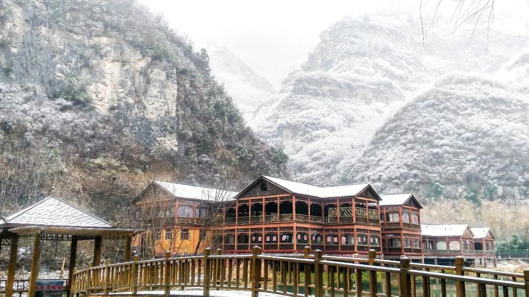 青天河迎来今冬初雪，带你追寻向往的冬季雪景