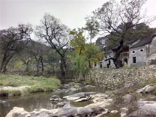 新县：以红色革命闻名，却藏着100 的古村落（新县红色旅游景点大全集介绍）