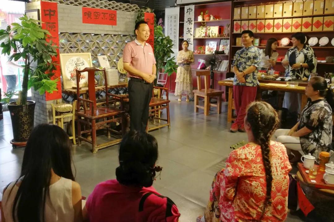 鸡冠洞微电影《能亲一口是一口》演员海选圆满落幕(鸡冠洞门票多少钱一张) 鸡冠洞微电影《能亲一口是一口》演员海选圆满落幕(鸡冠洞门票多少钱一张)
