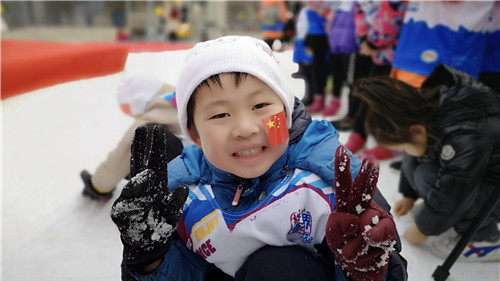 冬奥有我，健康童年” 2019第五届世界雪日暨国际儿童滑雪节·河南嵩山站成功举办