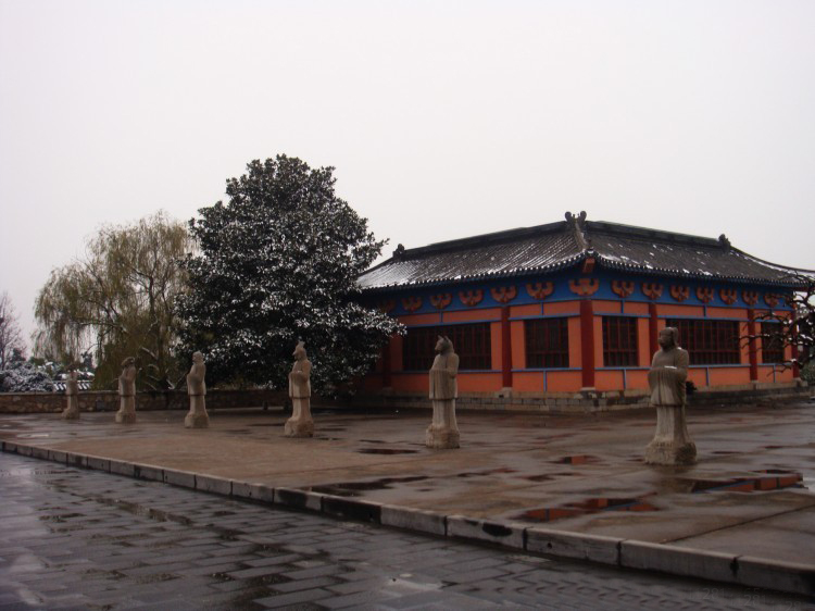 洛阳古墓博物馆：来一场真实的古墓探险（洛阳古墓艺术博物馆）