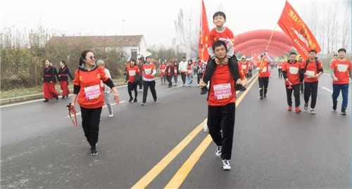 祝福祖国！第二届芒砀山万人徒步大会圆满收官