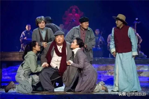 中国曲协副主席范军眼中的“济源”(范曲立 院长) 中国曲协副主席范军眼中的“济源”(范曲立 院长)
