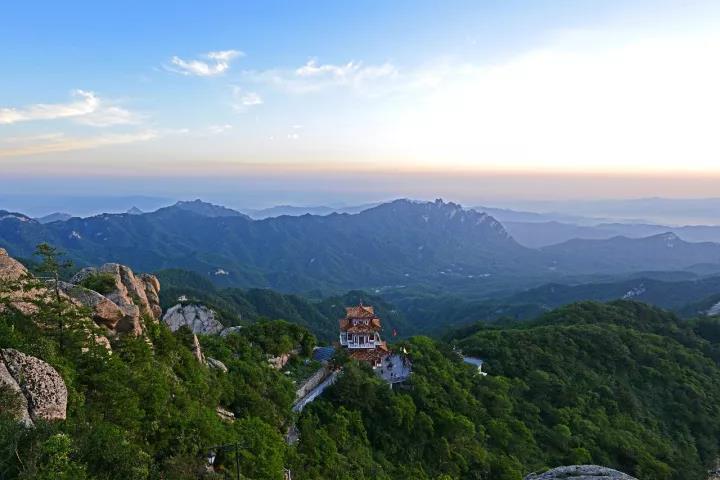 洛阳白云山：行到水穷处，坐看云起时