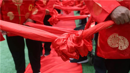 “白首相依，爱在仙山”老君山金婚庆典欢度中国情人节！