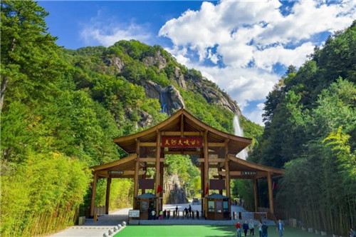 “五一”畅游天河大峡谷,温馨提示需注意(去天河大峡谷) “五一”畅游天河大峡谷,温馨提示需注意(去天河大峡谷)