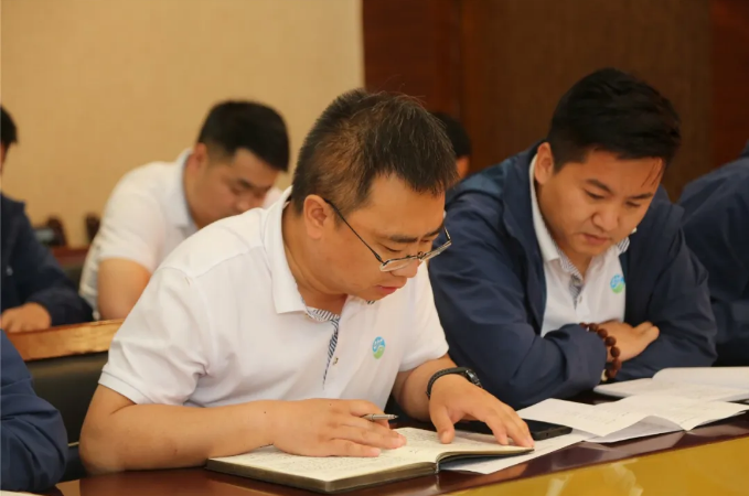 老君山文旅集团召开6月份营销工作例会