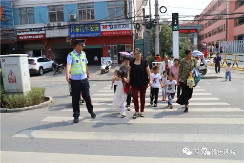 西峡街头,就是这么好看! 西峡街头,就是这么好看!
