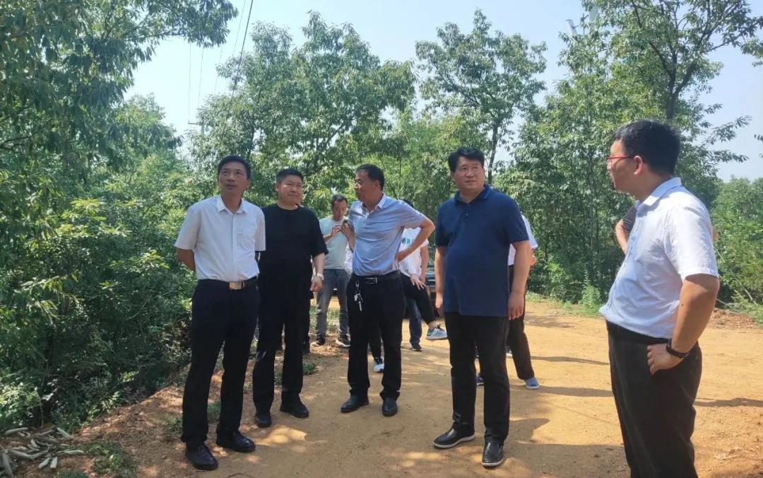 寄料镇南片“乡村振兴”工作座谈会在九峰山景区召开(寄料镇人口) 寄料镇南片“乡村振兴”工作座谈会在九峰山景区召开(寄料镇人口)