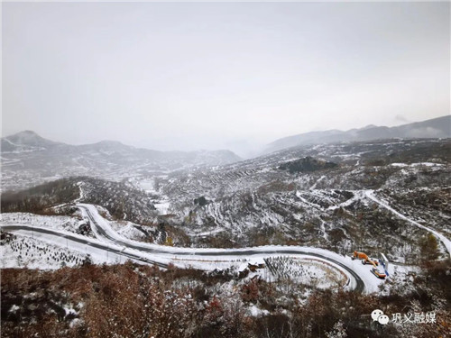 巩义迎初雪 银装素裹若仙境（关于初雪的英语作文）