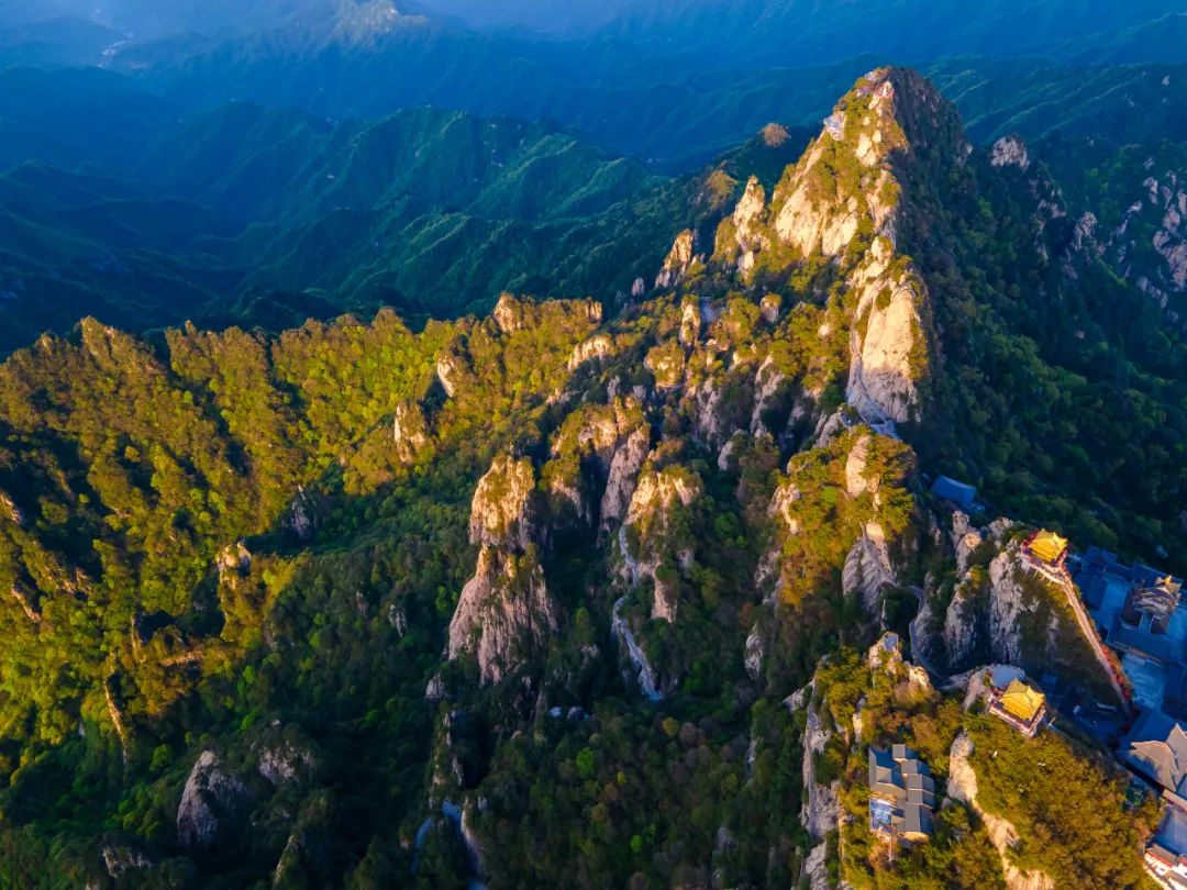 老君山早起才能看到的绝美景色，请查收！（老君山几点可以爬山）