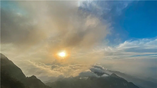 来一场老君山秋日旅行，治愈夏天的遗憾（老君山的秋天）