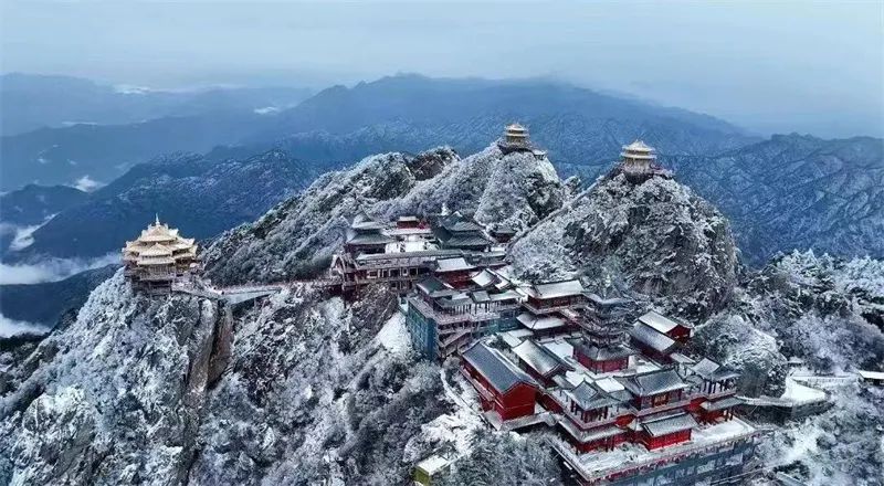 “你旅游 我送油” 老君山等六大景区为全国游客送豪礼！（老君山打卡文案）