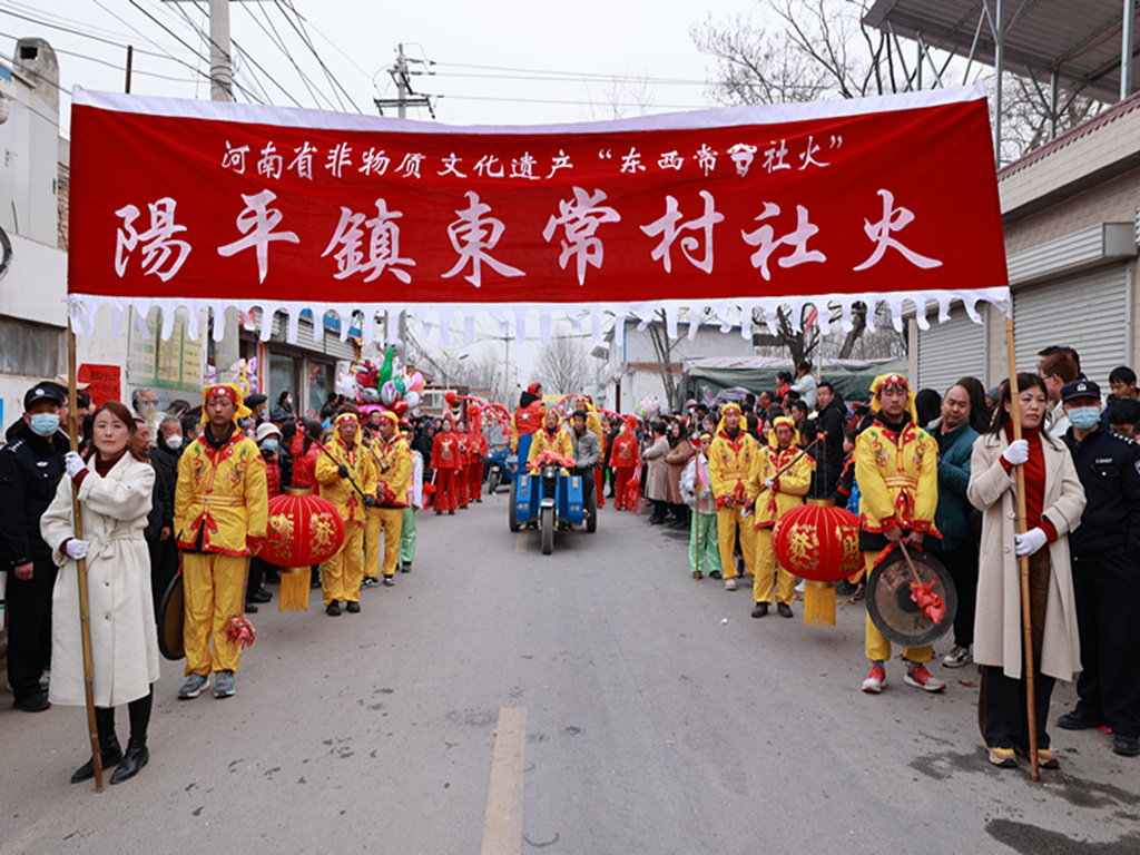 河南灵宝：嬉笑怒“骂”出社火 民乐融融闹新春（骂社火的来历）