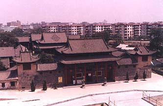 ���ײ����